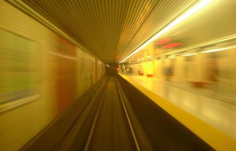 Metrorex vrea sa cumpere energie electrica de 90 milioane lei