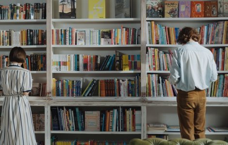 VIDEO Cum funcționează biblioteca umană: în loc de cărți, împrumuți oameni