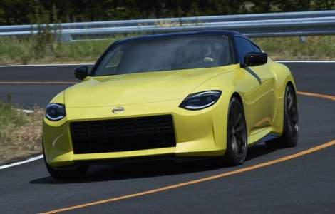 Primele imagini cu Nissan Z Proto: prototipul se inspiră din trecut