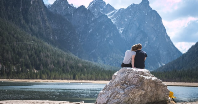 Top 6 idei de cadouri pe care să le oferi celui drag la aniversarea voastră