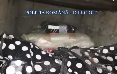 Mai multe opere de artă furate din Anglia, identificate în județul Neamț