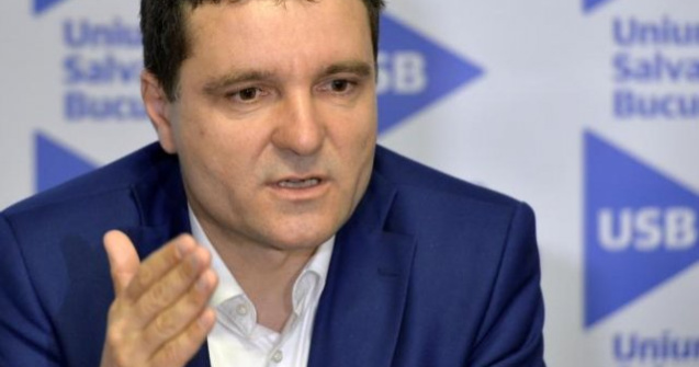Nicușor Dan: „În Primăria Capitalei se accede pe bază de relaţii de rudenie”