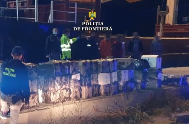 14.000 de pachete cu ţigări de contrabandă au fost identificate la bordul unei nave din Constanța
