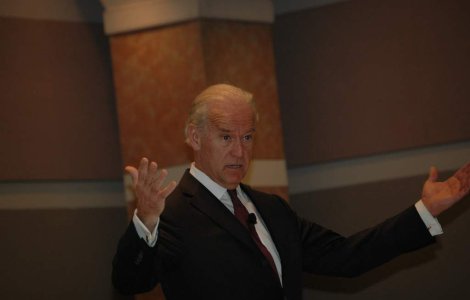Biden se apara: SUA nu au sacrificat Europa Centrala in favoarea Rusiei, in dosarul scutului