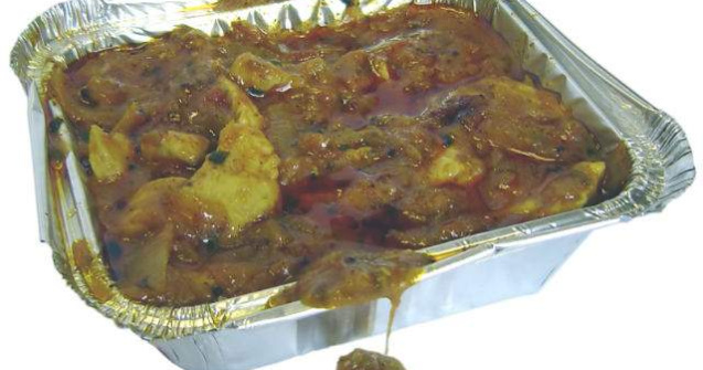 Scandal alimentar in Anglia: Carne de caine, descoperita in fast-food?