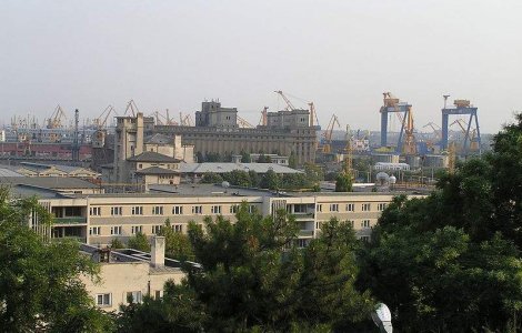 Cine controleaza portul Constanta?