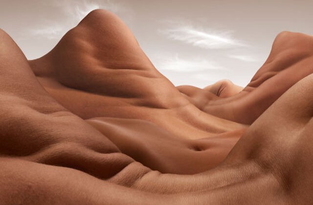 7 peisaje spectaculoase care te induc în eroare. Sunt create din corpuri umane