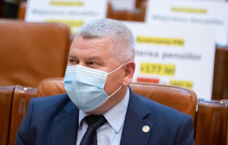 Florin Roman, atac dur la adrsa PSD: „Singura lor grijă a fost să păcălească câţiva pensionari pentru voturi”