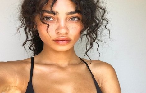  Top  Redefinirea frumuseții: Cele mai frumoase persoane cu moștenire genetică mixtă