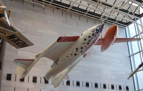 Bilete pentru o calatorie in Cosmos, de vanzare la supermarket