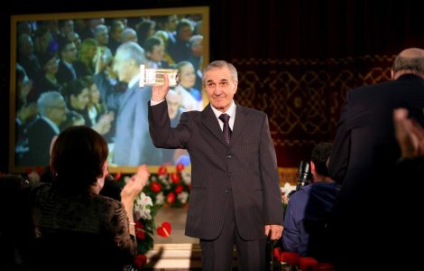 Gheorghe Dinica a fost internat la sectia de terapie intensiva a Spitalului "Floreasca"
