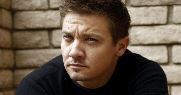 Actorul american Jeremy Renner a devenit tata