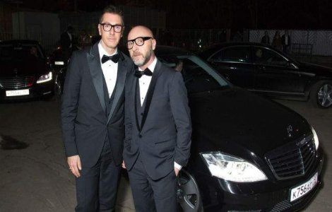 Stilistii casei Dolce & Gabbana, amendati pentru evaziune fiscala