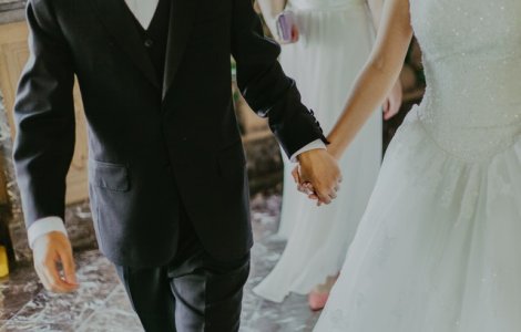 Și-au sărbătorit nunta de 71 de ori în 65 de țări