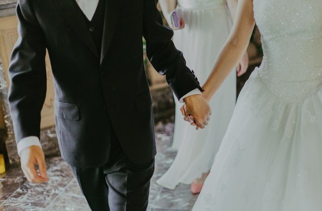 Și-au sărbătorit nunta de 71 de ori în 65 de țări