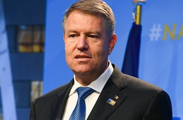 Iohannis &icirc;i &icirc;ndeamnă pe rom&acirc;ni&nbsp;să iasă la vot: &bdquo;De cei aleși va depinde&nbsp;dezvoltarea oraşului sau a comunei&nbsp;&icirc;n care trăiți&rdquo;