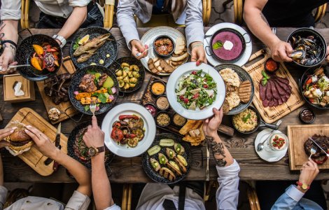 Master-class de gătit organizat la Cluj: Mâncăruri gustoase, preparate din resturile alimentare