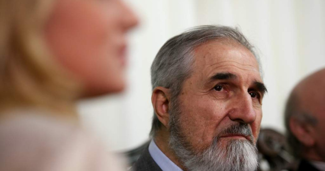 Gheorghe Dinica sufera de septicemie, prognosticul medicilor este rezervat