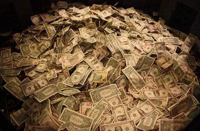 Ce sunt bancnotele "specimen" si ce institutii le folosesc