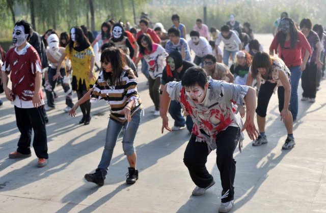 Fanii Michael Jackson &#39;Danseaza intr-o lume Thriller&#39;