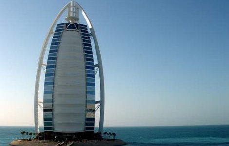 A fost inventat hotelul care se roteste