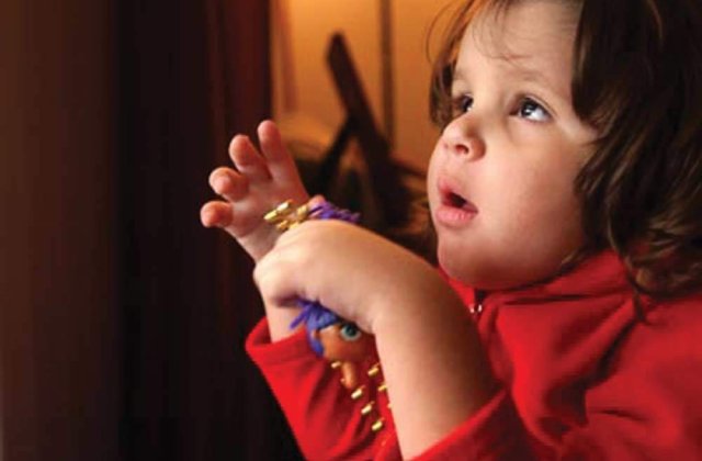 Din toamna, copiii cu autism din Romania vor avea o scoala speciala