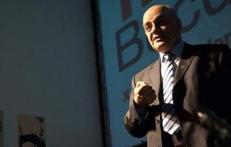 Arafat: Coplata nu trebuie sa fie o conditionare la internarea in spital!