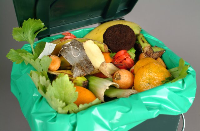 Orban, apel la populație: Să reducă la minimum cantitatea de alimente irosite