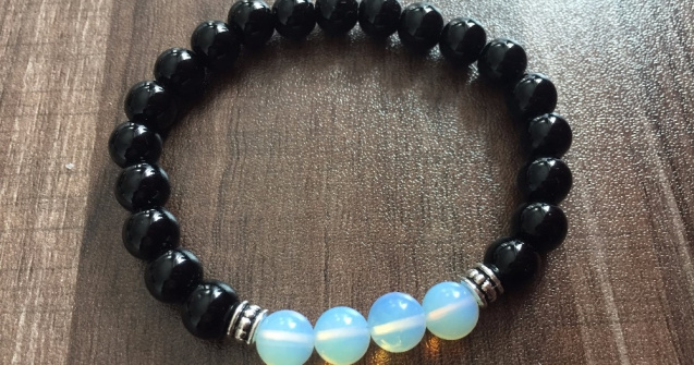 Ce fel de brățări damă cu cristale să alegi pentru a-ți recăpăta încrederea