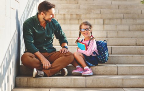 Cum îți ajuți copilul să facă față cu brio primilor ani de școală