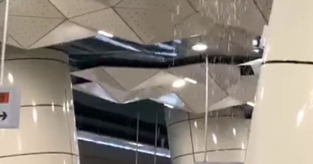VIDEO Din tavanul stației Eroilor 2, magistrala M5, a început să curgă apă