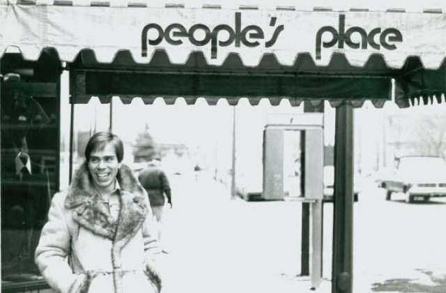 Tommy Hilfiger lansează campania globală toamnă 2020 inspirată de spiritul moving forward together