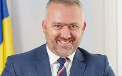 Fostul director al Unifarm,...