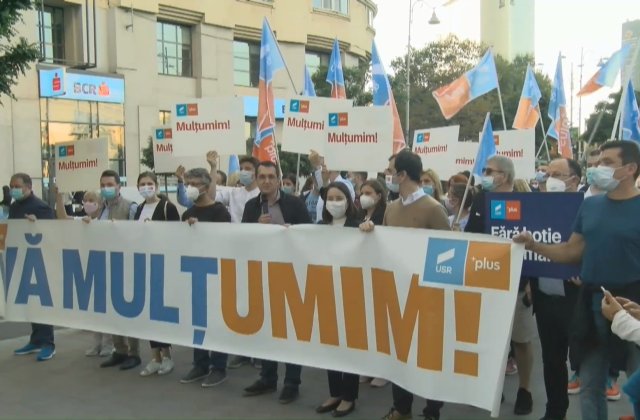 VIDEO USR PLUS a organizat două marșuri de mulțumire în Capitală
