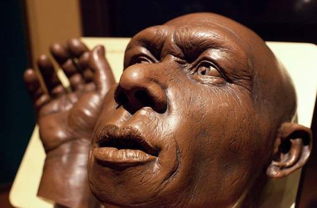 Primii oameni moderni au facut sex cu neanderthalienii