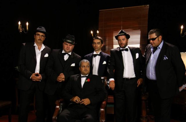 Carcotasii sunt acum pe Twitter si Facebook