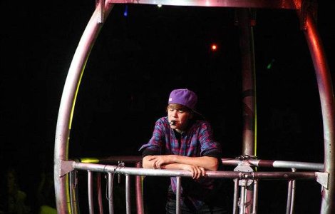 Examene mutate din cauza lui Justin Bieber