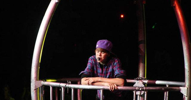 Examene mutate din cauza lui Justin Bieber