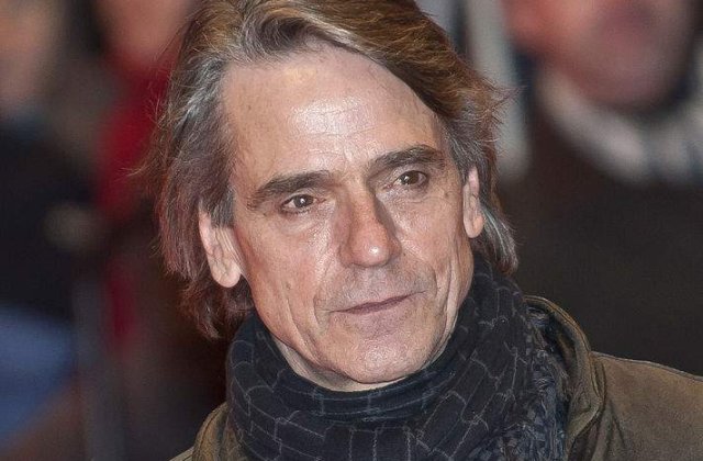 Jeremy Irons despre mariajele gay: Un tata ar putea sa se insoare cu fiul sau?