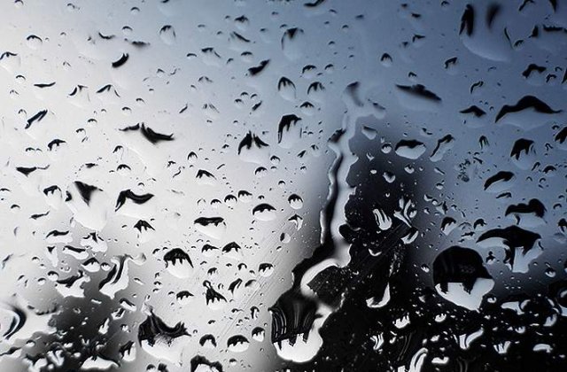 ANM: Va ploua in continuare dar nu stim daca se va mai emite cod galben