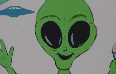  Top  Top 10 cei mai prietenosi extraterestri din filme