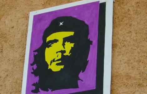 Proiect de lege: Interzicerea simbolurilor comuniste in Romania