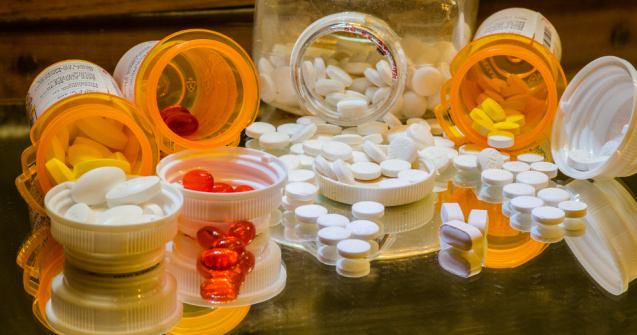 Ce pastile au folosit românii în timpul pandemiei. Nurofenul - pe primul loc