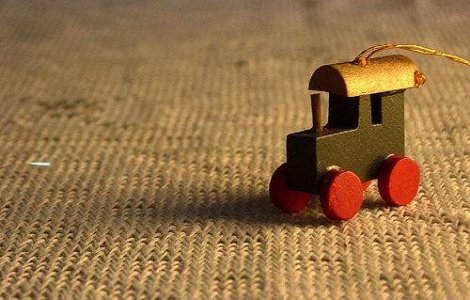  Video  Cel mai mic tren din lume