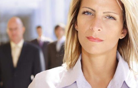 Semnal de alarma: Romancele nu sunt reprezentate politic!