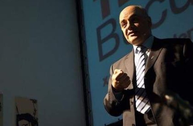 Raed Arafat, premiat pentru excelenta in activitate