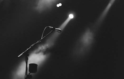 Tragedie în lumea muzicală! Cine este cântărețul care a murit la vârsta de 80 de ani