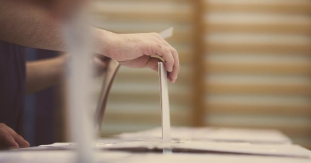 Un sac cu voturi PSD și ALDE au fost găsite într-un ghiozdan la BEC