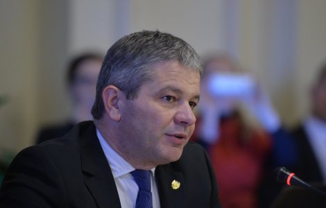 Fostul ministru al Sănătății atacă dur Guvernul: „Specialiştii angajaţi în spitale au fost daţi afară, în plină criză sanitară”