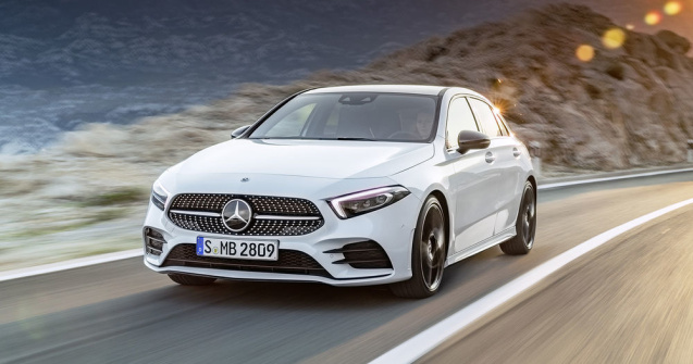 Mercedes-Benz va elimina treptat cutiile de viteze manuale